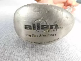 E127022330 ALIEN Simmons Ultimate Sand Wedge Steel Hydro