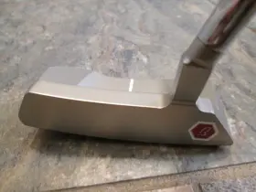 QB14 BETTINARDI Bettinard Classic Studio Putter Rh Cover