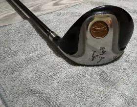 E2528248 BOBBY JONES Jessie Ortiz Hybrid Graphite Stiff #3