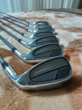 194518893831 CALLAWAY Calaway Paradym Star Right Iron Set #2