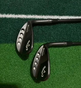 4D896010N319W600 CALLAWAY Jaws Toe Wedge Set