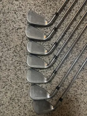 XHOT5I CALLAWAY Iron Set Aw Steel Right Clubs