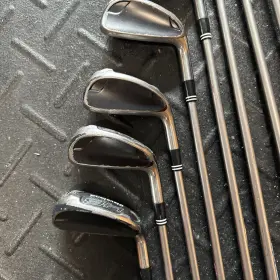499009051265 CLEVELAND Women Iron Set Ladies Action Ultralite #3