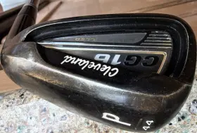 CG1D CLEVELAND Iron Stiff Steel Shaft Right