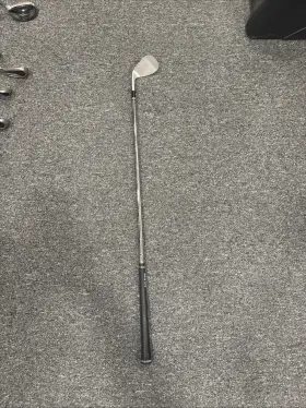 11180978-U-A CLEVELAND GOLF Bounce Tour Sand Wedge Right Box