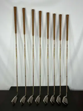 MT80 CONFIDENCE GOLF Bob Williams Design Clubs Set Body Zoom