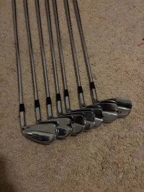M510 GIGA GOLF Pursuit Forged Set Stiff
