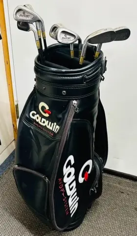 053769 GOLDWIN Avdp Iron Set Graphite Firm Bag