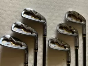 IS-02 HONMA Beres Iron Set Star Flex Graphite