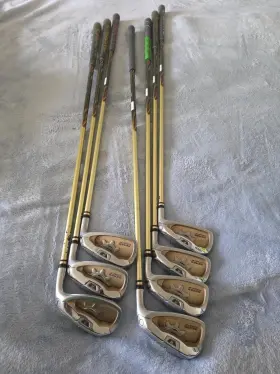 MG700 HONMA Beres Iron Set Flex Armrq Rh