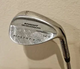 O15302542 KNIGHT Ripstop Sand Wedge Steel Flex Right