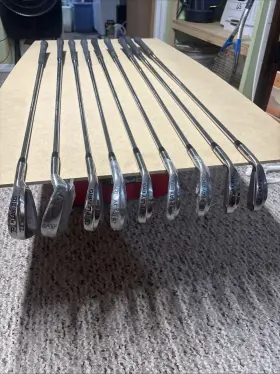 G-100 LAMKIN Play Big Ladies Golf Clubs Iron Set Wedge Grips