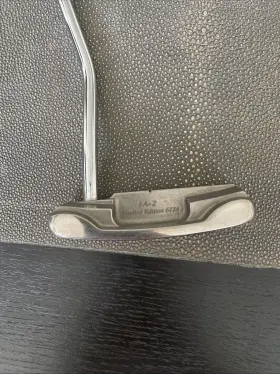 3677 LIQUIDMETAL Putter Rh