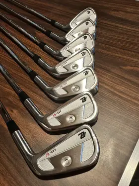 480-MC NEW LEVEL Iron Set Temper Dg Grips