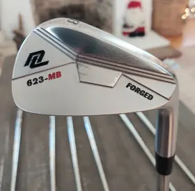 623-MB NEW LEVEL Iron Set