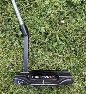 B2-05 NIKE Method Matter Putter Right Rh