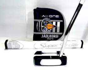 73046U3400 ODYSSEY Jailbird Mini Versa Putter Rh Superstroke