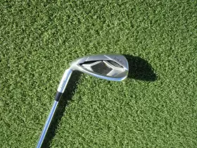 AT1119109 PING Lw Dot Dg Stiff Flex Steel Shaft Lh