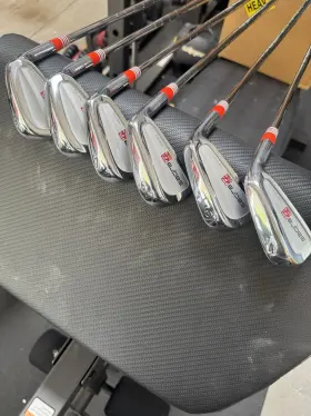 INV-2018 SAQRA Inb Right Iron Set Clubs Stiff