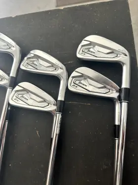 MK11 SRIXON Golf Irons