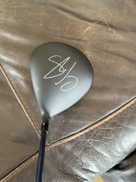 Q3527W70 SRIXON Driver Loft Ventus Tr Shaft Stiff Head Cover