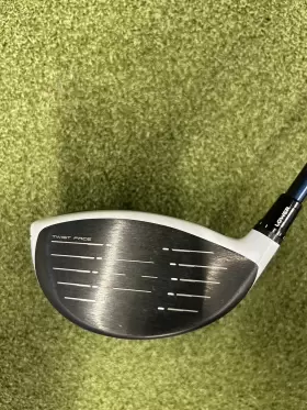 192371285435 TAYLORMADE Sim Driver Righty Graphite Ventus #3