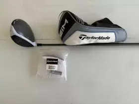 499006594871 TAYLORMADE Sim Driver Golf Club Head Cover