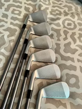 P790 TAYLORMADE Iron Set Fujikura Speeder Nx #2
