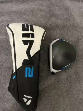 N7364307 TAYLORMADE Sim Head Cover