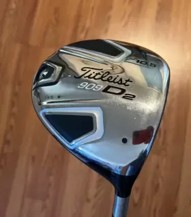 909D2 TITLEIST Driver Aldila Voodoo Stiff Graphite