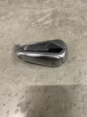 CP-04 TITLEIST Cncpt Iron Head Right #2