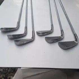 00005567 TOMMY ARMOUR Scot Right Iron Set