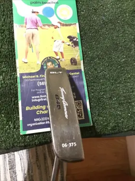 06-375 TOMMY ARMOUR Dlt Putter Rh Center Shafted