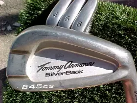 845CS TOMMY ARMOUR Silverback Rh Golf Clubs Irons Set