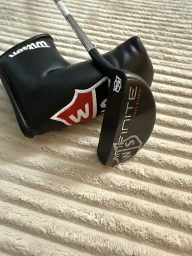 436368 WILSON GOLF Staff Infinite Grant Park Putter Cover