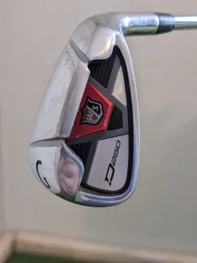 N1709242525 WILSON Rh Staff Gap Wedge Steel Flex Shaft Grip
