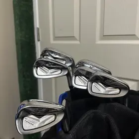 907913081552 XXIO Iron Set Graphite Miyazaki Stiff Flex Right