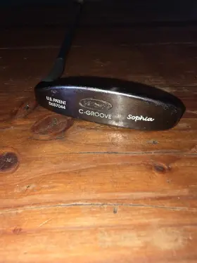 5637044 YES Groove Sophia Putter Steel Shaft Blade