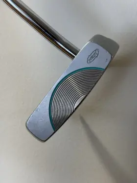 L103052406 YES Groove Putter Tiffany Headcover Clean #3