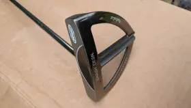 NSG0414262394 YES Natalie Groove Putter Hc